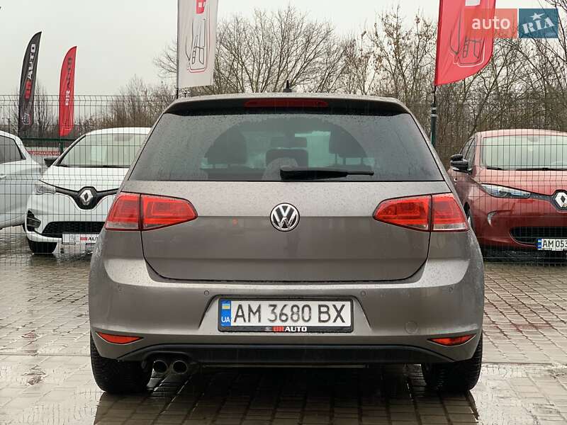 Хэтчбек Volkswagen Golf 2013 в Бердичеве