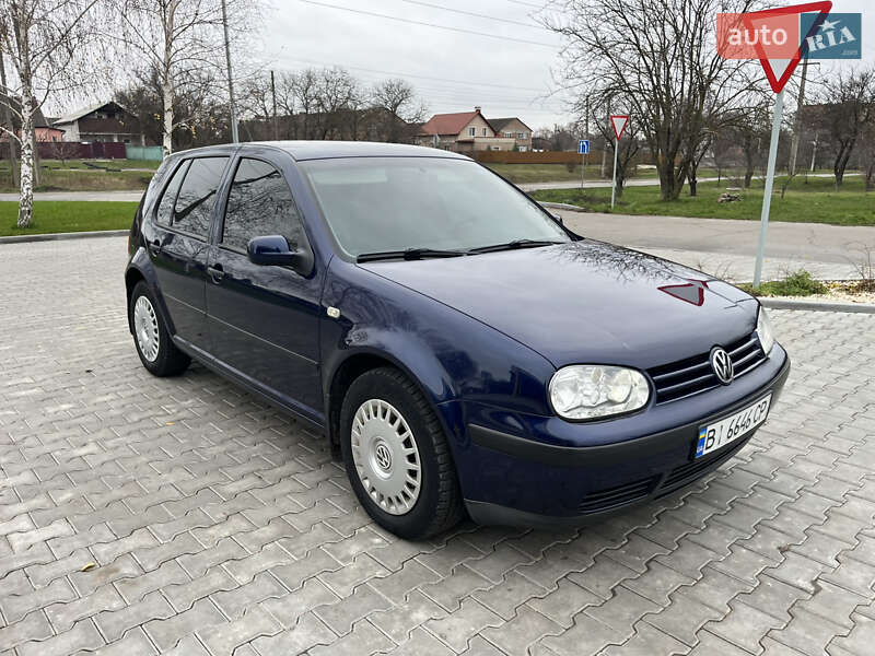 Хэтчбек Volkswagen Golf 1999 в Миргороде