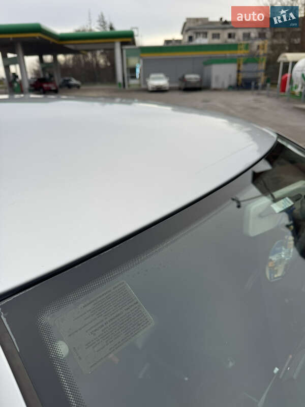 Хетчбек Volkswagen Golf 2003 в Борщеві