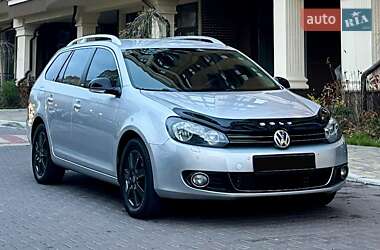 Універсал Volkswagen Golf 2011 в Дніпрі