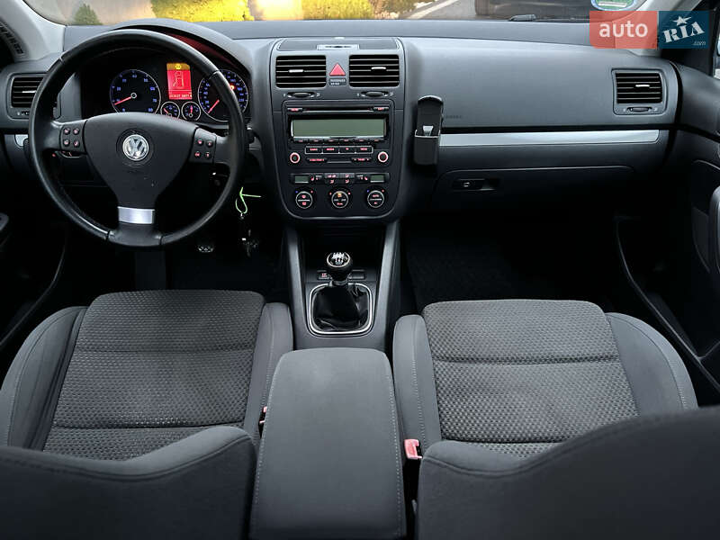 Универсал Volkswagen Golf 2009 в Мукачево