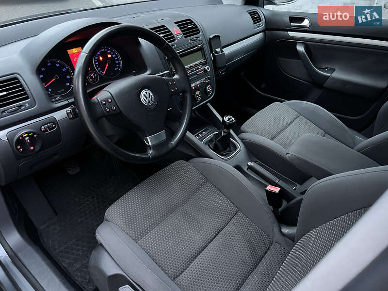 Универсал Volkswagen Golf 2009 в Мукачево