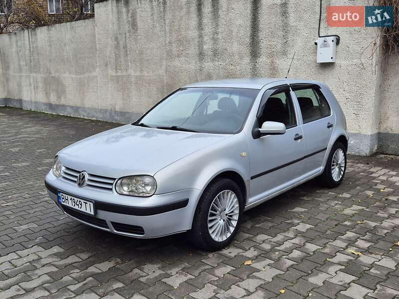 Volkswagen Golf 2000