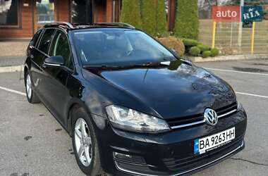 Универсал Volkswagen Golf 2015 в Александрие