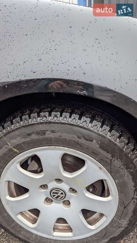 Хэтчбек Volkswagen Golf 2008 в Черкассах