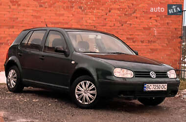 Хэтчбек Volkswagen Golf 2001 в Трускавце