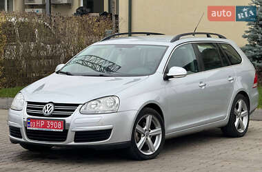 Універсал Volkswagen Golf 2009 в Луцьку