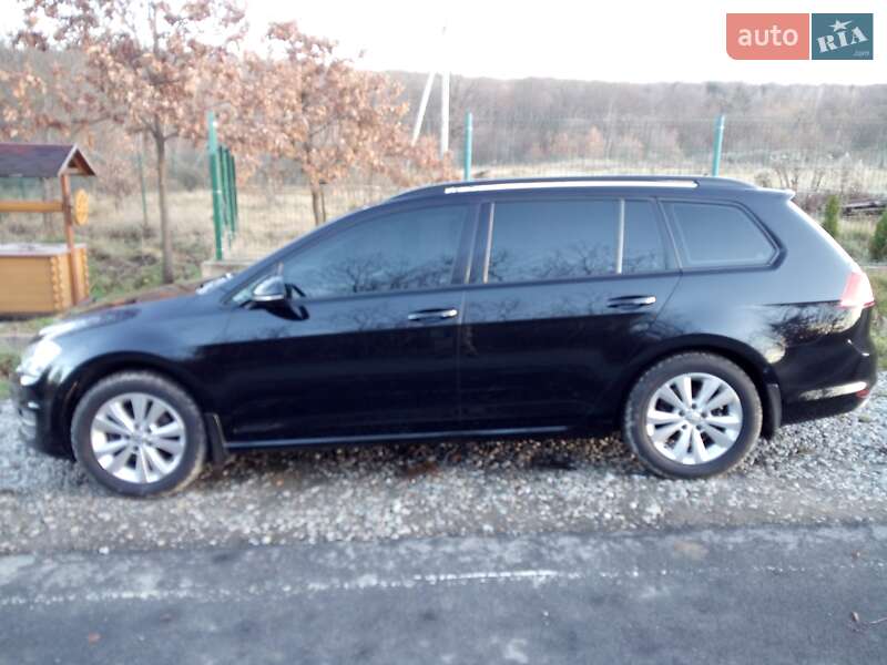 Універсал Volkswagen Golf 2016 в Івано-Франківську