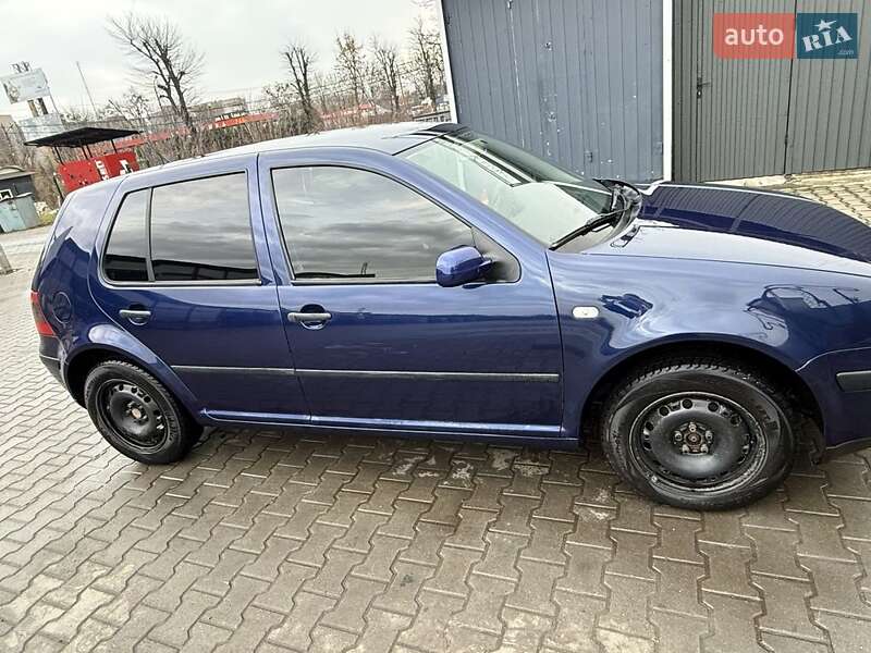 Volkswagen Golf 2001