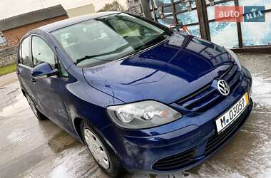 Хетчбек Volkswagen Golf 2005 в Тернополі