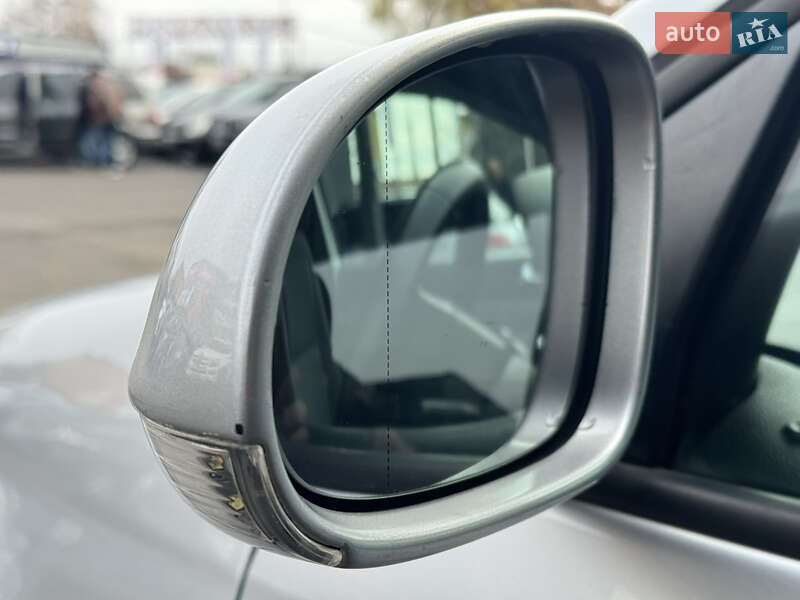 Універсал Volkswagen Golf 2009 в Вінниці