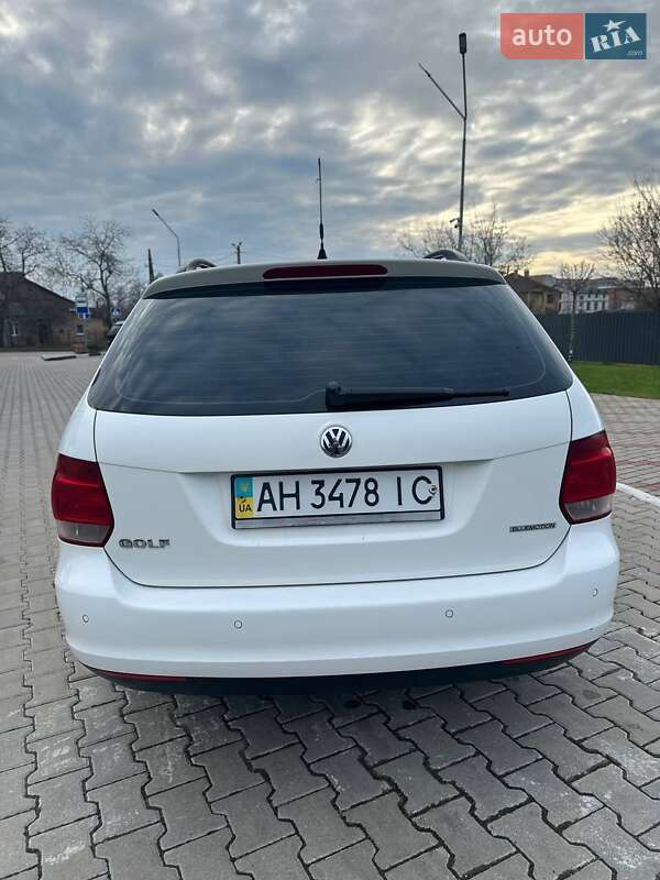 Универсал Volkswagen Golf 2009 в Житомире