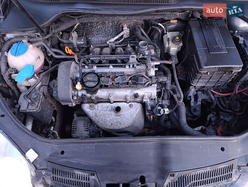 Хэтчбек Volkswagen Golf 2004 в Хмельницком фото 34 Хэтчбек Volkswagen Golf 2004 в Хмельницком