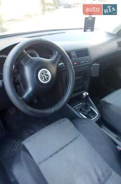 Универсал Volkswagen Golf 2006 в Львове