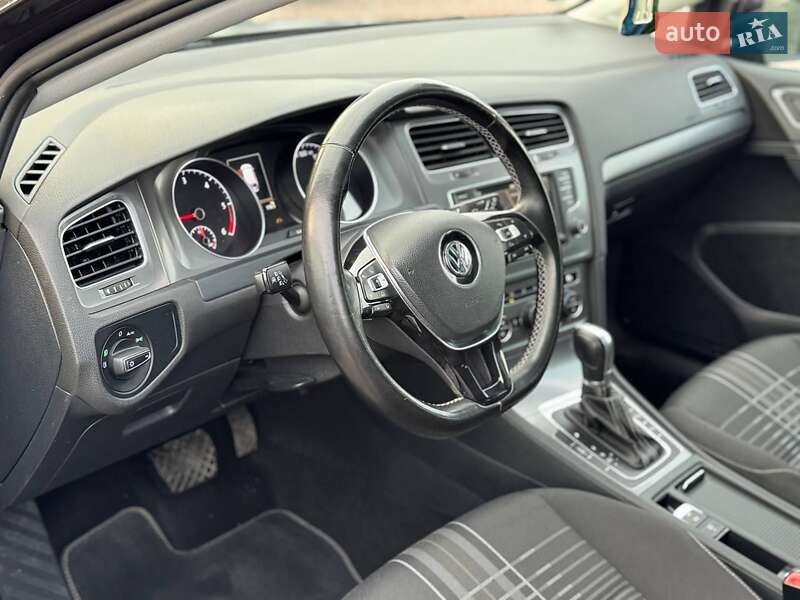 Универсал Volkswagen Golf 2016 в Дрогобыче фото 60 Универсал Volkswagen Golf 2016 в Дрогобыче