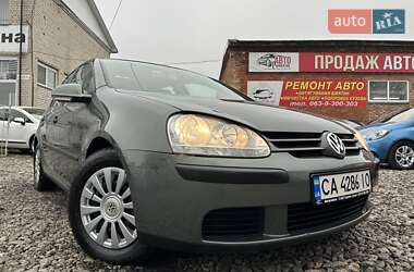 Хетчбек Volkswagen Golf 2004 в Смілі
