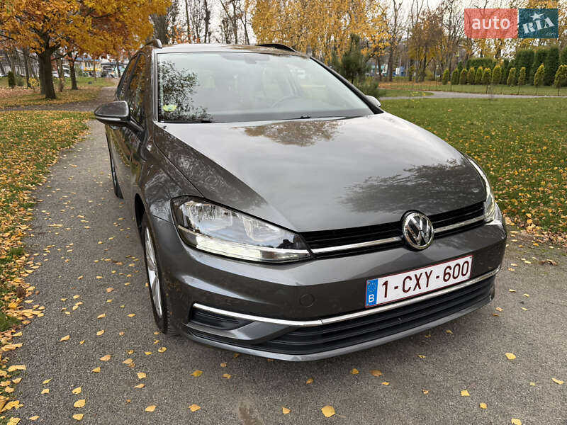 Універсал Volkswagen Golf 2018 в Хмельницькому