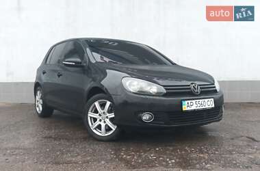 Хэтчбек Volkswagen Golf 2009 в Киеве
