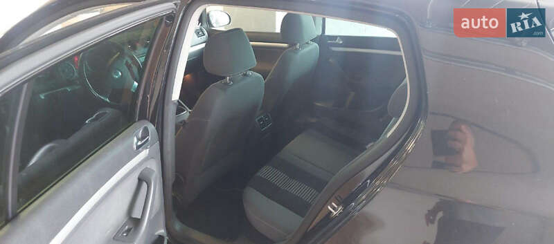 Хэтчбек Volkswagen Golf 2009 в Луцке фото 6 Хэтчбек Volkswagen Golf 2009 в Луцке