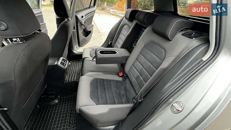 Універсал Volkswagen Golf 2016 в Кам'янець-Подільському
