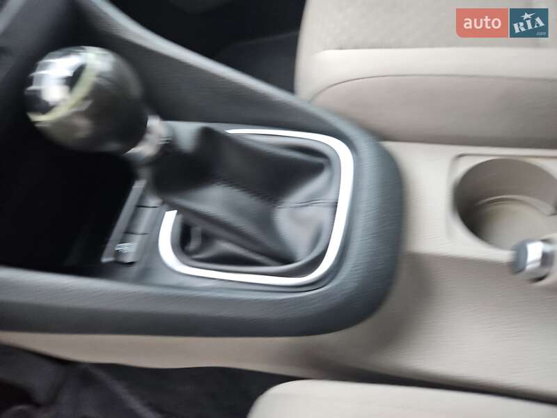 Универсал Volkswagen Golf 2010 в Луцке фото 14 Универсал Volkswagen Golf 2010 в Луцке