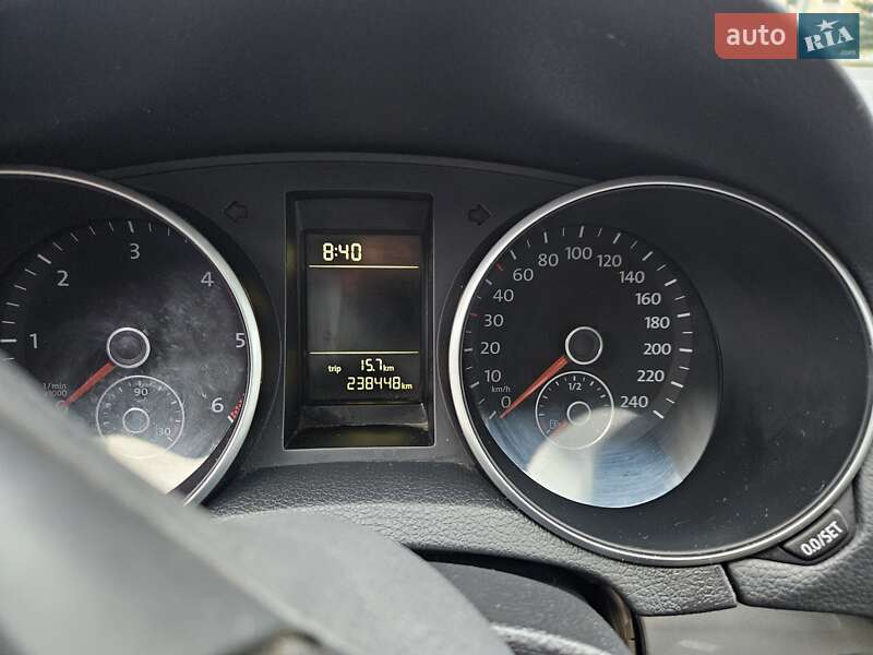 Универсал Volkswagen Golf 2010 в Луцке фото 13 Универсал Volkswagen Golf 2010 в Луцке