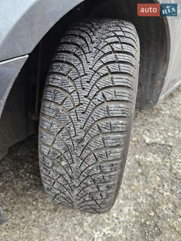 Универсал Volkswagen Golf 2012 в Ивано-Франковске