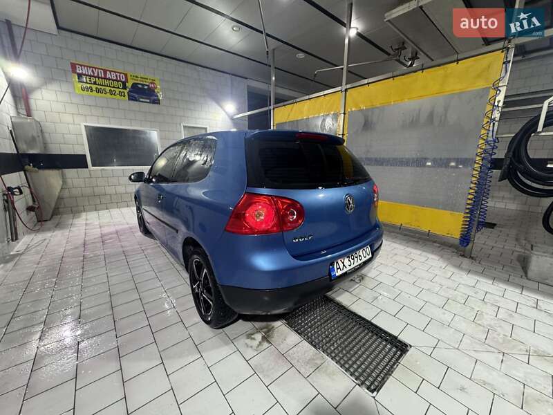 Хетчбек Volkswagen Golf 2004 в Лебедині фото 4 Хетчбек Volkswagen Golf 2004 в Лебедині