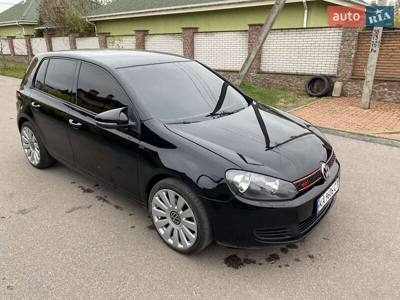 Хэтчбек Volkswagen Golf 2009 в Житомире