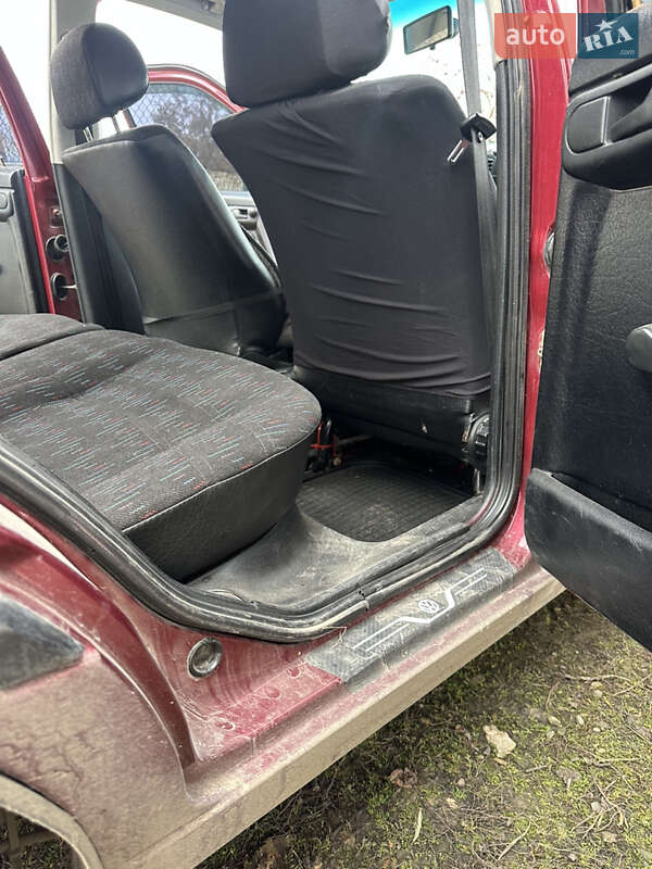 Хэтчбек Volkswagen Golf 1996 в Тернополе