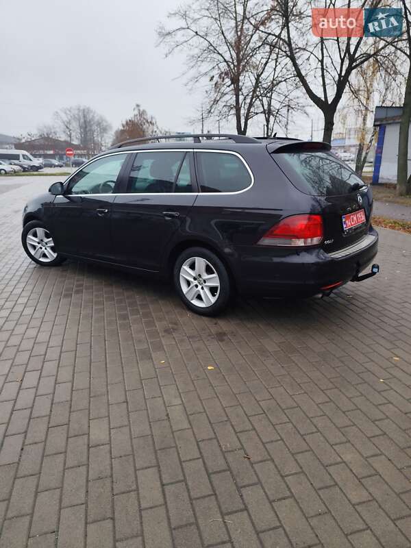 Универсал Volkswagen Golf 2010 в Белой Церкви