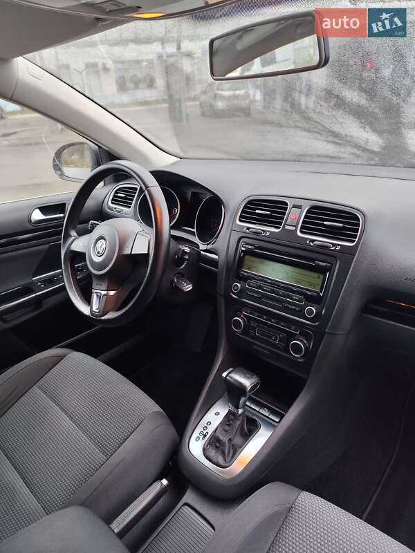 Универсал Volkswagen Golf 2010 в Белой Церкви
