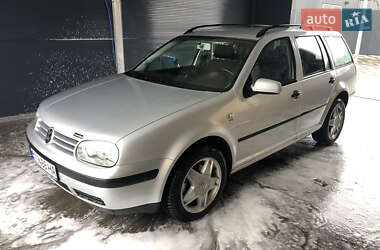 Універсал Volkswagen Golf 2006 в Полтаві