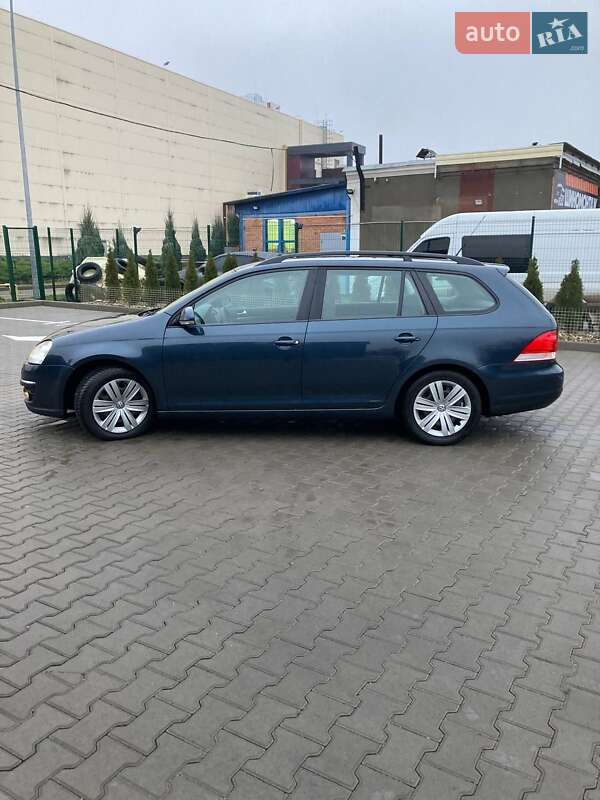 Универсал Volkswagen Golf 2008 в Виннице