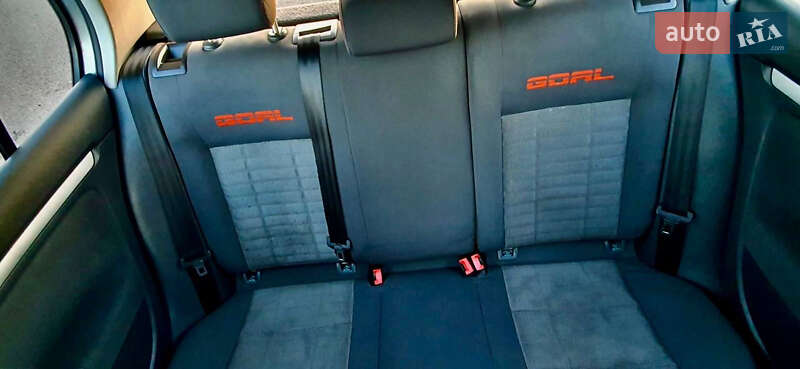 Хэтчбек Volkswagen Golf 2007 в Кропивницком