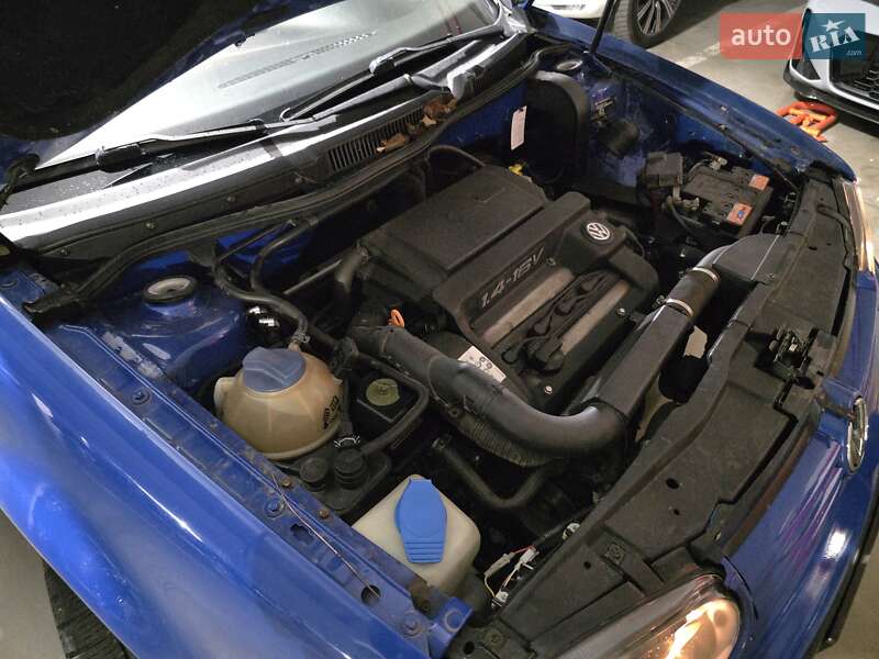 Хэтчбек Volkswagen Golf 1998 в Одессе