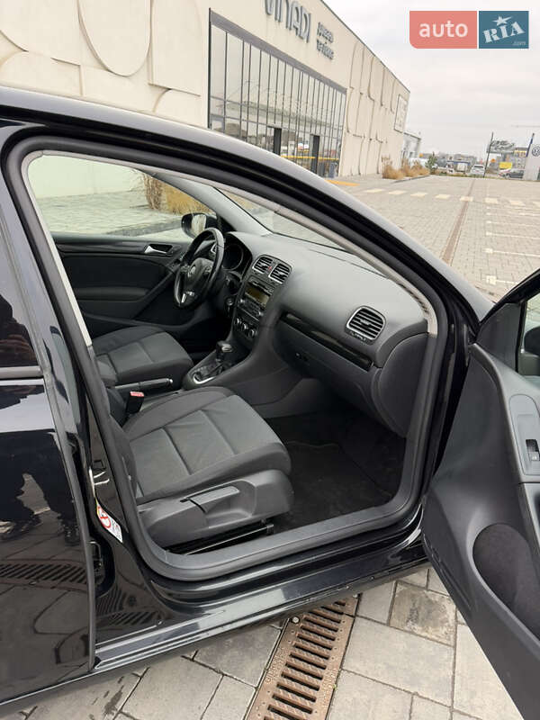 Хэтчбек Volkswagen Golf 2009 в Луцке фото 10 Хэтчбек Volkswagen Golf 2009 в Луцке