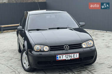 Хэтчбек Volkswagen Golf 1999 в Косове