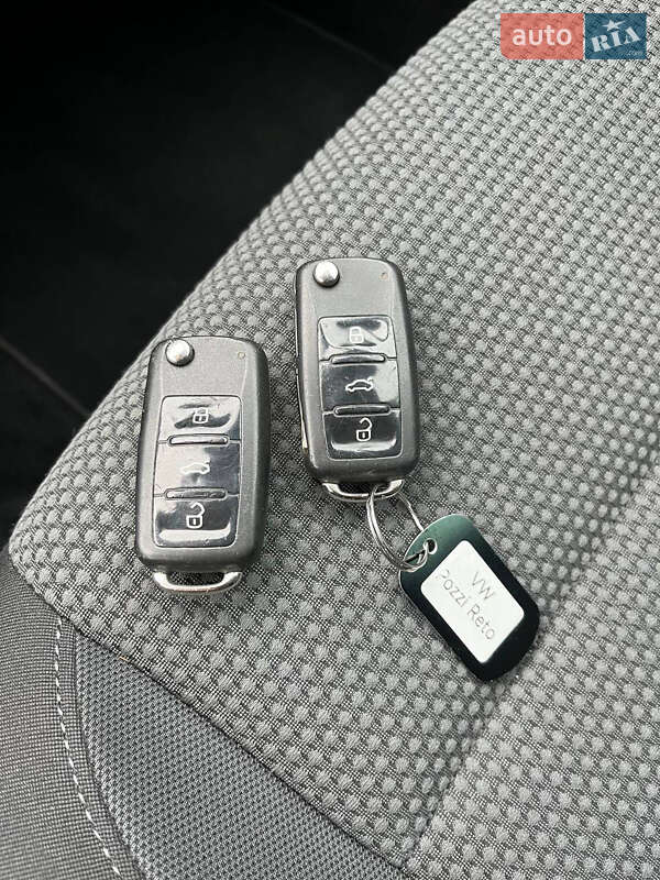 Универсал Volkswagen Golf 2011 в Луцке фото 37 Универсал Volkswagen Golf 2011 в Луцке