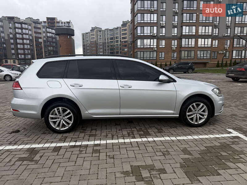 Универсал Volkswagen Golf 2019 в Житомире фото 5 Универсал Volkswagen Golf 2019 в Житомире