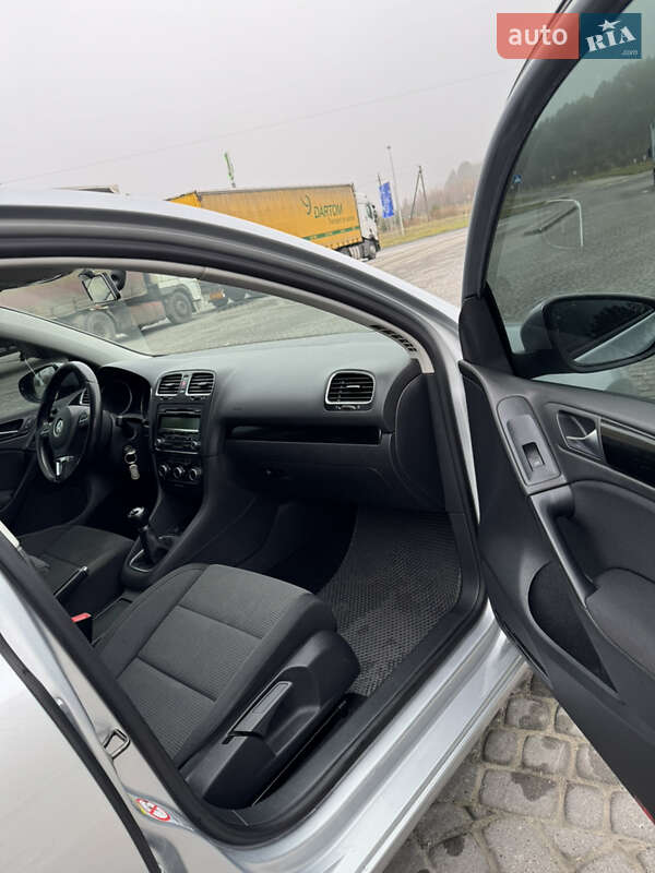 Хэтчбек Volkswagen Golf 2009 в Львове фото 19 Хэтчбек Volkswagen Golf 2009 в Львове