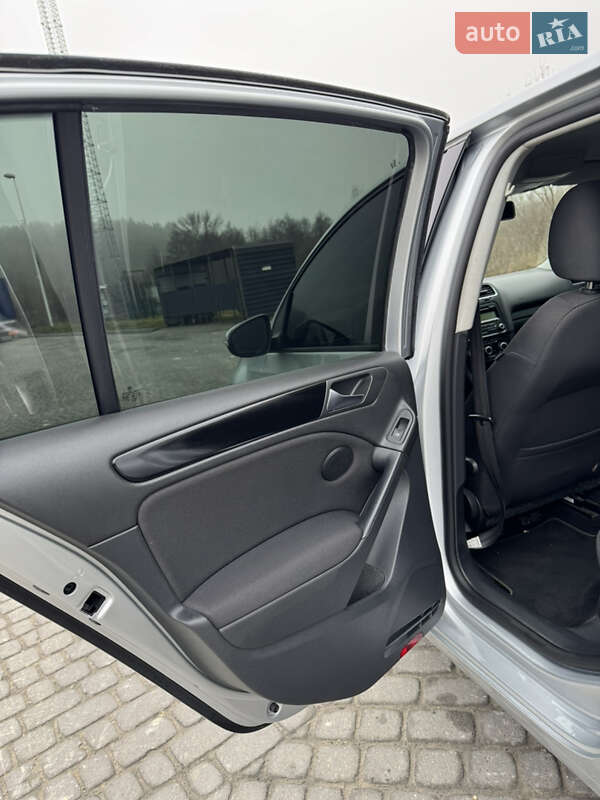 Хэтчбек Volkswagen Golf 2009 в Львове фото 22 Хэтчбек Volkswagen Golf 2009 в Львове