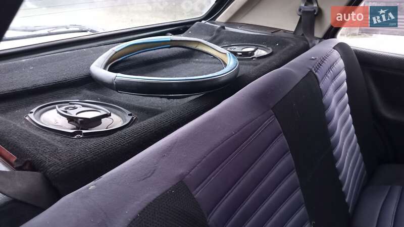 Хэтчбек Volkswagen Golf 1985 в Горохове