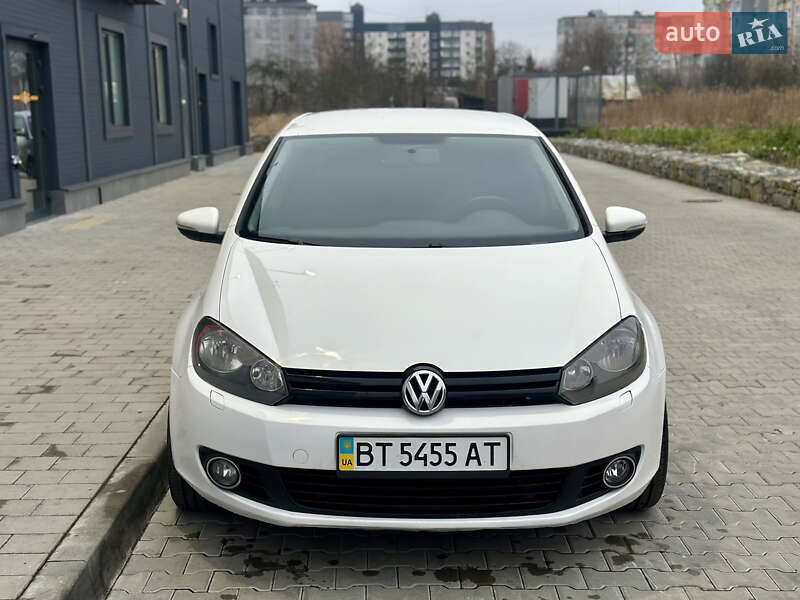 Хетчбек Volkswagen Golf 2011 в Калуші