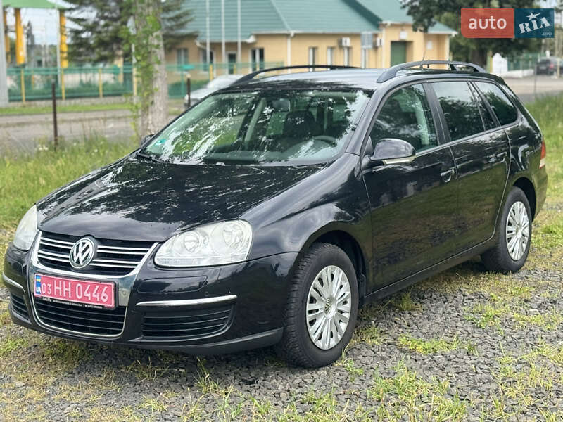 Универсал Volkswagen Golf 2009 в Луцке