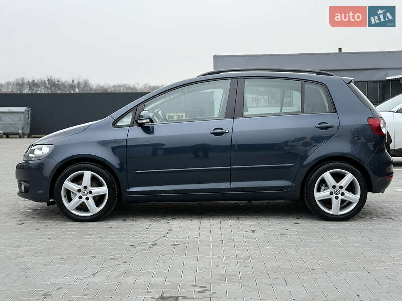 Хэтчбек Volkswagen Golf 2009 в Владимире