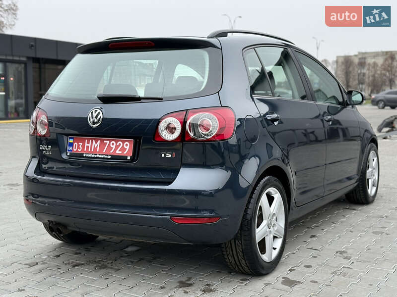 Хэтчбек Volkswagen Golf 2009 в Владимире