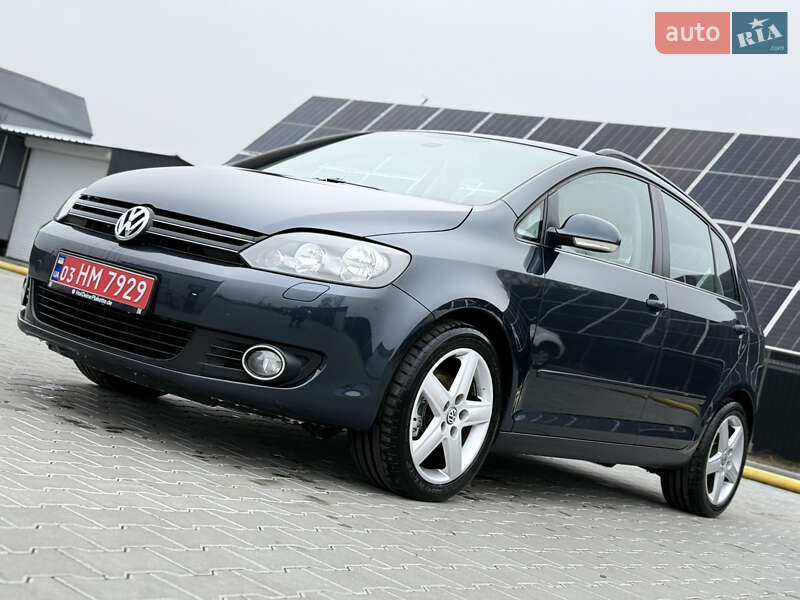 Хэтчбек Volkswagen Golf 2009 в Владимире