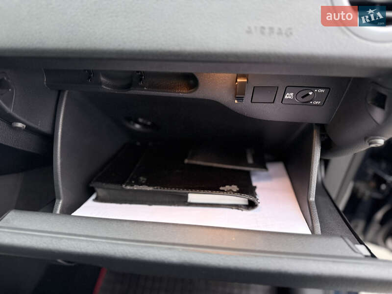 Хэтчбек Volkswagen Golf 2009 в Владимире