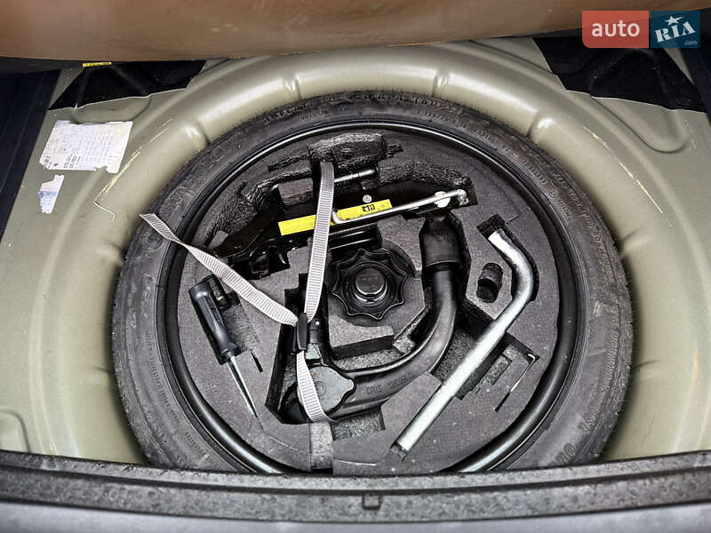 Хэтчбек Volkswagen Golf 2009 в Владимире